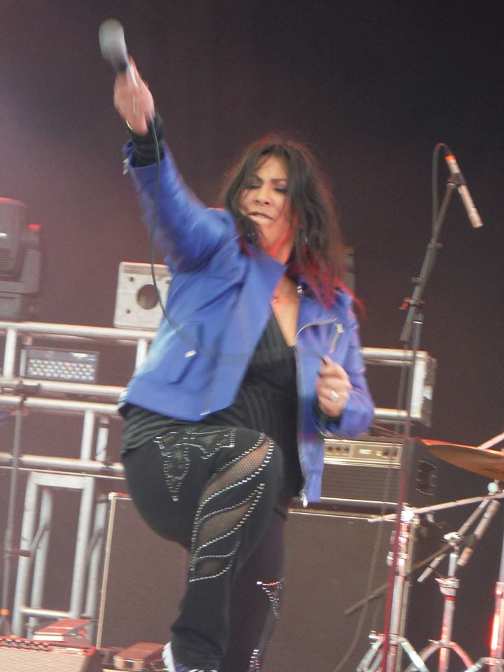 Stephanie Harpe Live